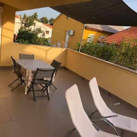 Apartment Casa Rada *